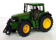 3252 John Deere 6920S