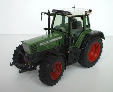 1001 Fendt 515C mit Frontgewicht  1. Ed.