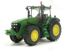 42266 John Deere 7930