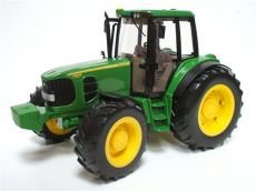 42422 John Deere 6920S