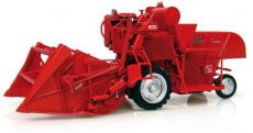 2880 UH Massey Ferguson 830 Mhdrescher