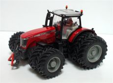 3278 Massey Ferguson MF 8690 Dyna VT mit Zwillingsreifen