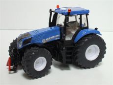 3273 New Holland T8.390       Siku Traktor