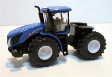 1983 New Holland T9.560