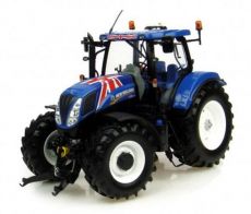 4045 UH New Holland T7.210 mit UK Flagge