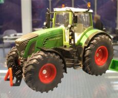 3279 Fendt 939 Vario    Traktor Siku