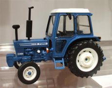 42795 Ford 7600   Traktor Britains