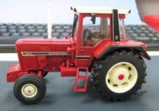 42792 IH International 956 XL ohne Allrad 2WD   Britains