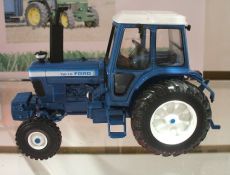 42839 Ford TW 10    Traktor