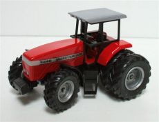 2960 Massey Ferguson MF 9240 mit Doppelreifen