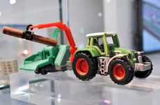 1675 Fendt 926 + Holzhcksler