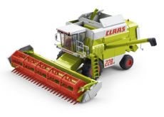 77834 Claas Commandor 116 CS mit Rdern  Mhdrescher