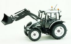 30154 Valtra A 104 Hi Tech in wei mit Frontlader