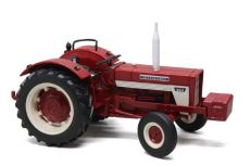 Rep151 International IH 824   2 WD