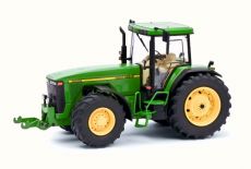 7875 John Deere 8400  mit Frontgewicht
