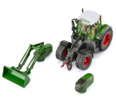 3298 Fendt 700 mit Frontlader