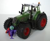 3263 Fendt 718 Vario