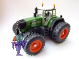 3257 Fendt 924 Vario mit Doppelbereifung