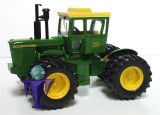 42587 John Deere 7520