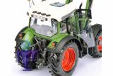 7644 Fendt 211 Vario mit Frontlader