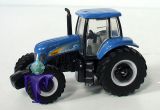 43014 New Holland T8020 Traktor Britains