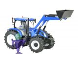 43148 New Holland T6.180 mit Frontlader      Britains