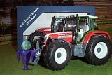 2965 Fendt 716 Vario in rot aus den Niederlande