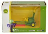 43152 John Deere Feldhcksler 3765 gezogen