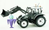 30154 Valtra A 104 Hi Tech in wei mit Frontlader