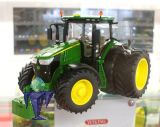 77846 John Deere 7310 R mit Zwillingsreifen hinten