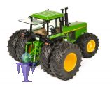 7633 John Deere 4850 mit Zwillingsreifen